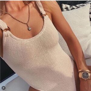 Hunza g domino one piece suit nwt